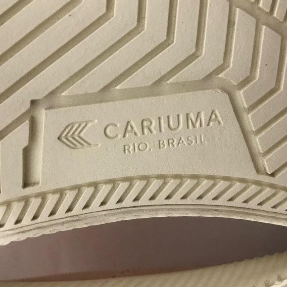 Cariuma | Oca Low Rose Canvas Sneakers - Picture 11 of 16